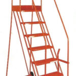BJ35 Series 12 Tread Heavy Duty Mobile Safety Step