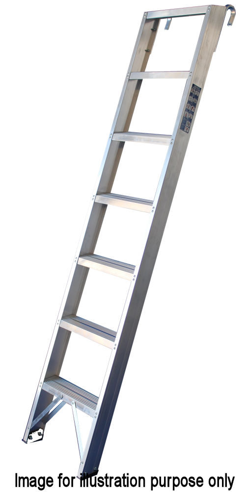 Chase 7 Tread Shelf Ladder