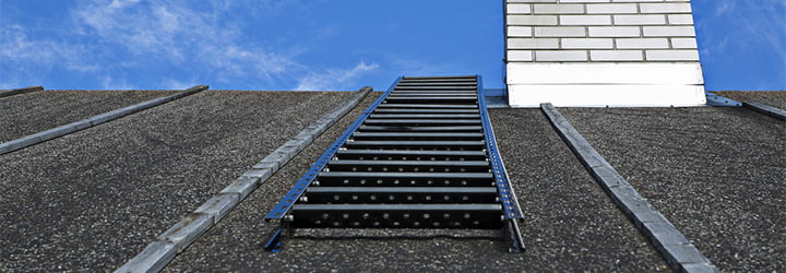 Safe use of roof ladders